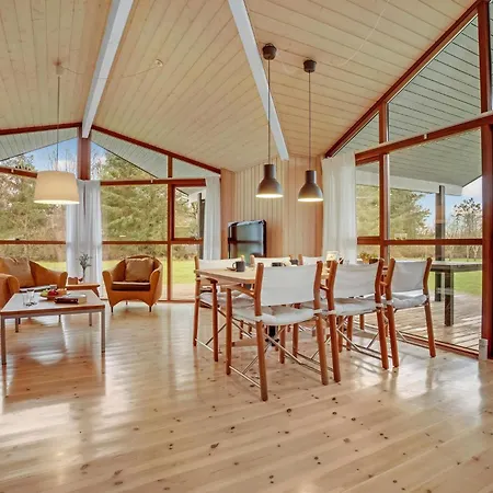 Holiday home Amazing In With Kitchen