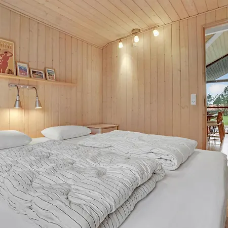 Amazing In With Kitchen Holiday home Spottrup