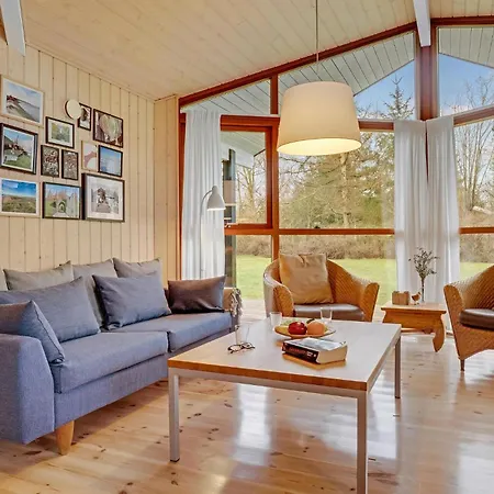 Amazing In With Kitchen Holiday home