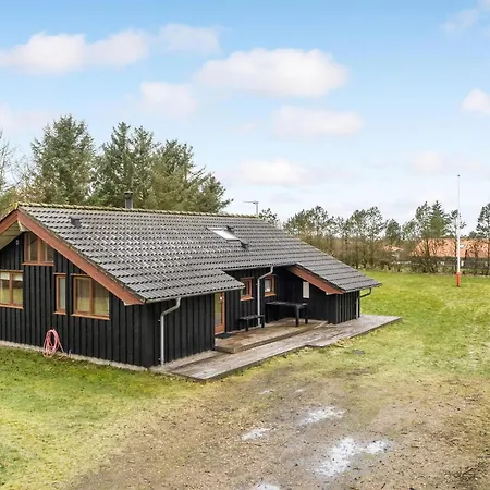 Сasa de vacaciones Amazing In With Kitchen